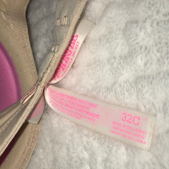 ✨Sold ✨Victoria’s Secret pink bra - Picture 7 of 7